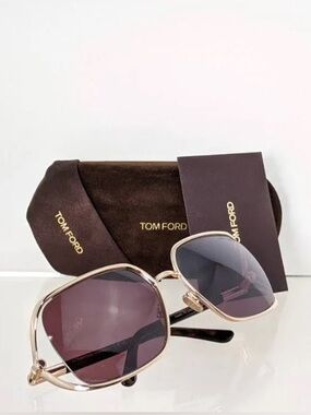 Tom Ford Goldie FT1092 28E Shiny Rose Gold Square Sunglasses 60-18-120 Italy
